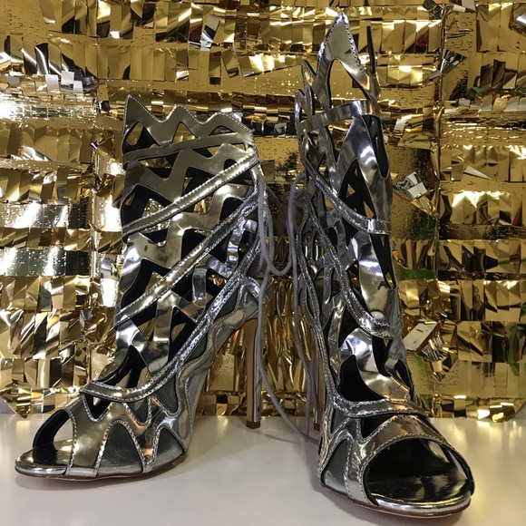 Liliana Metallic Heals - Picture 2 of 6